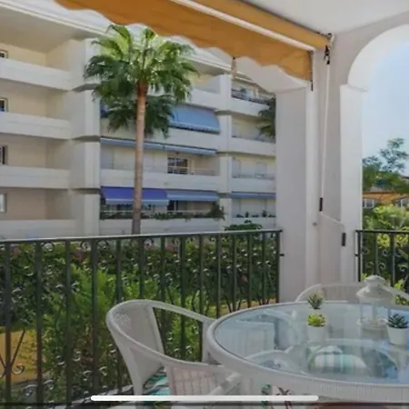 Marbella,apartament 2 Bedroon,parking ,pool, Sea View,golden Mile * 马尔韦利亚